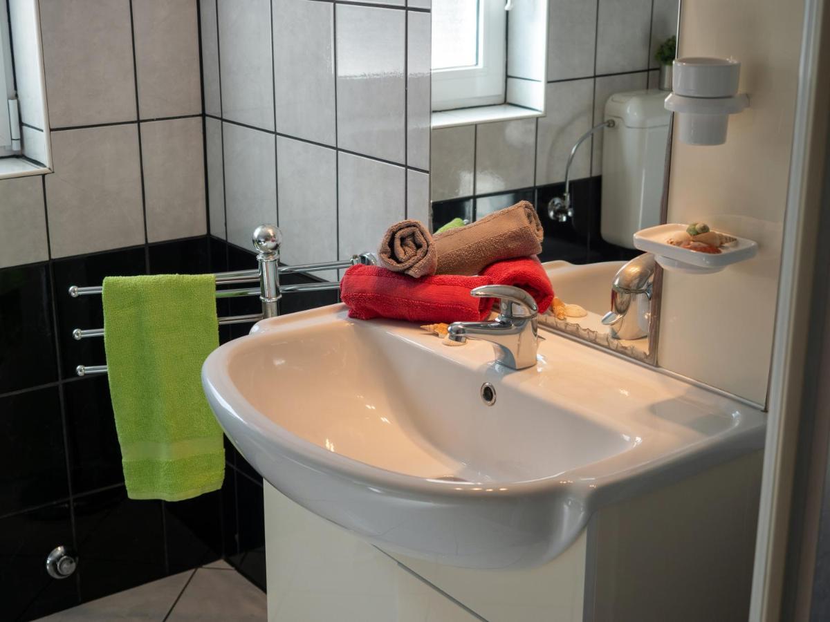 Apartments Rezek ซูเปทาร์สกา ดรากา ภายนอก รูปภาพ